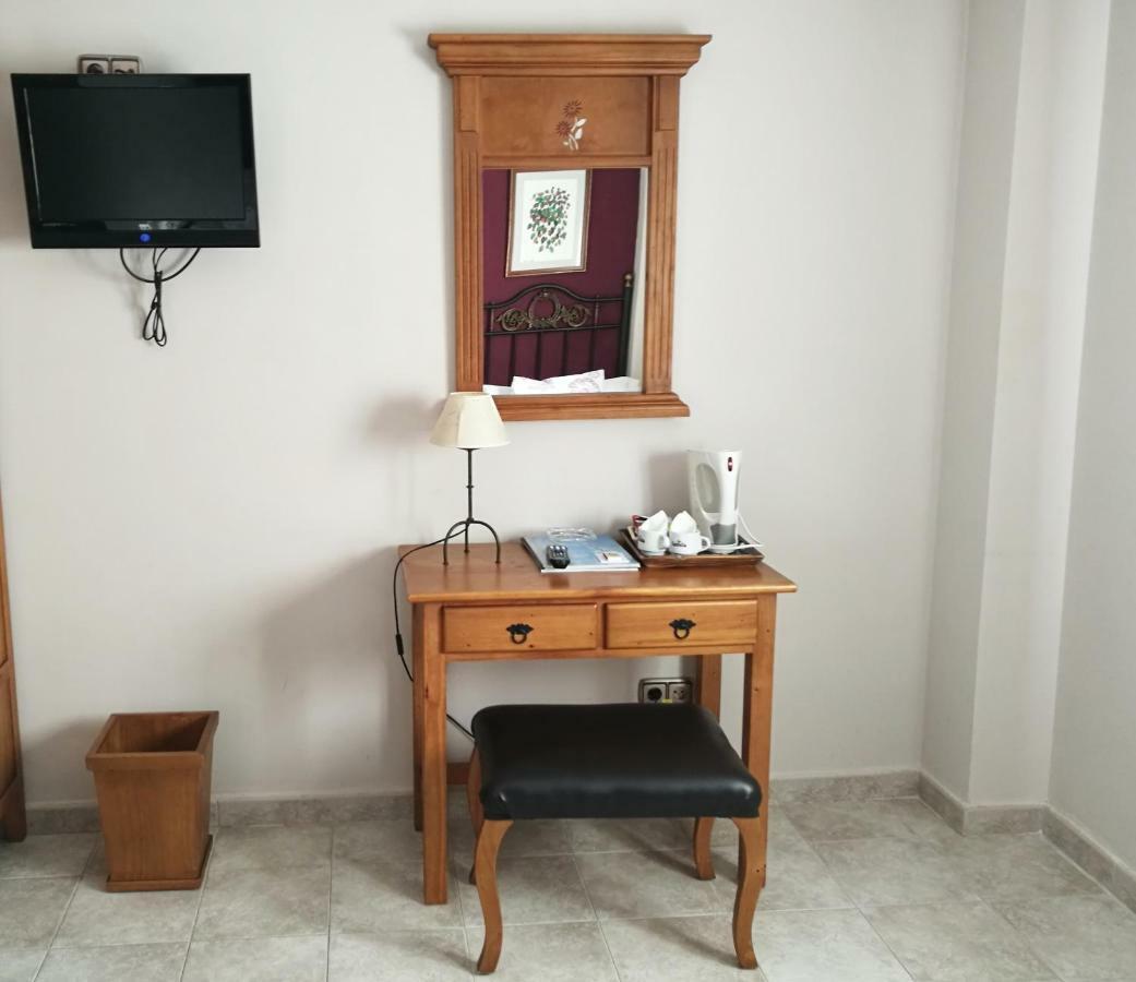 Posada Del Camino Real Torrelaguna Kültér fotó