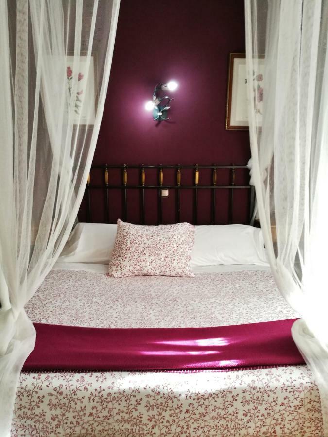 Posada Del Camino Real Torrelaguna Kültér fotó
