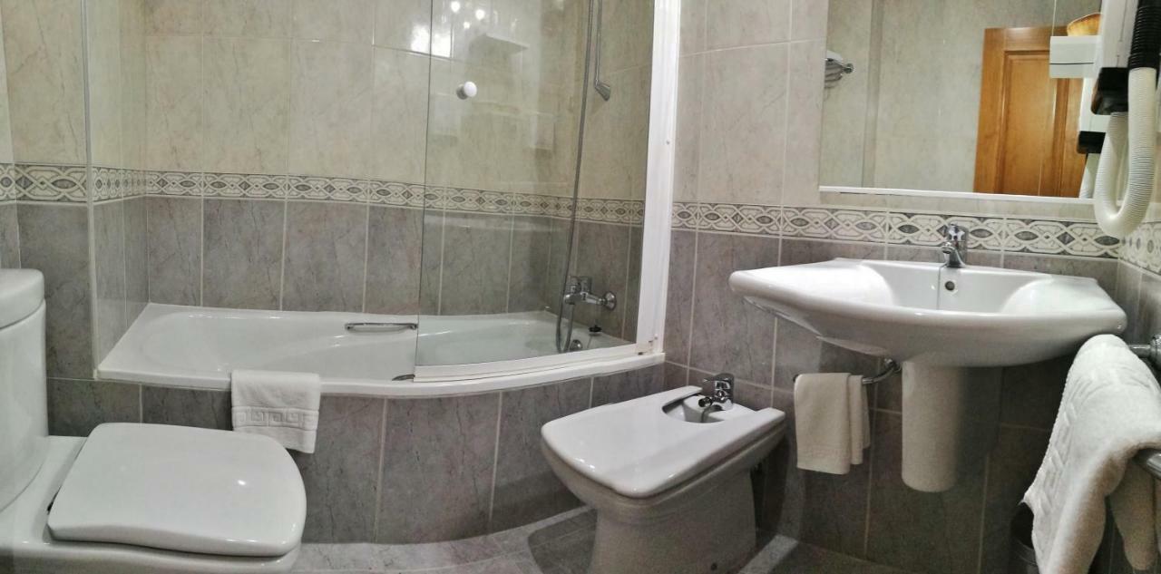 Posada Del Camino Real Torrelaguna Kültér fotó