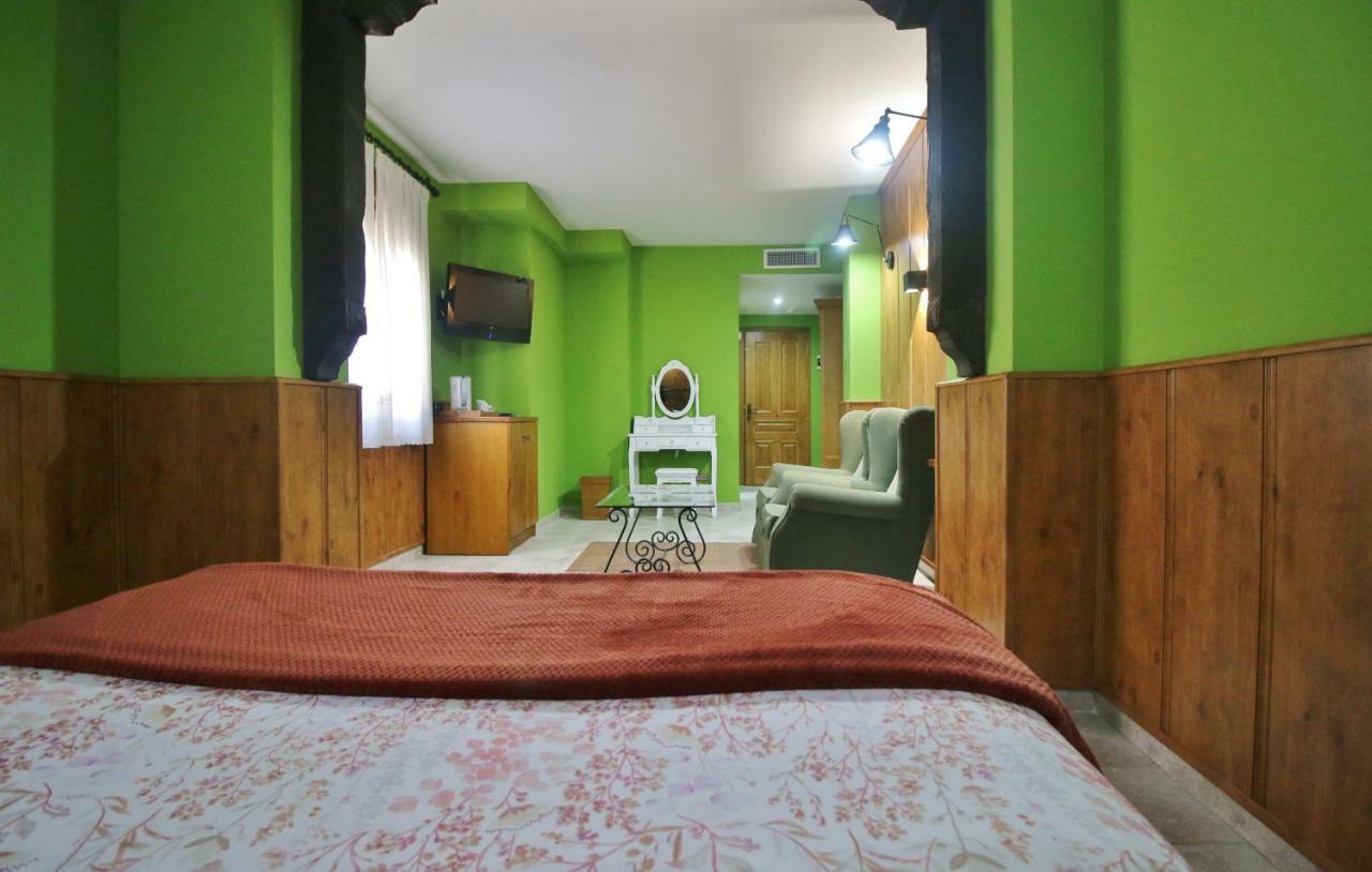 Posada Del Camino Real Torrelaguna Kültér fotó