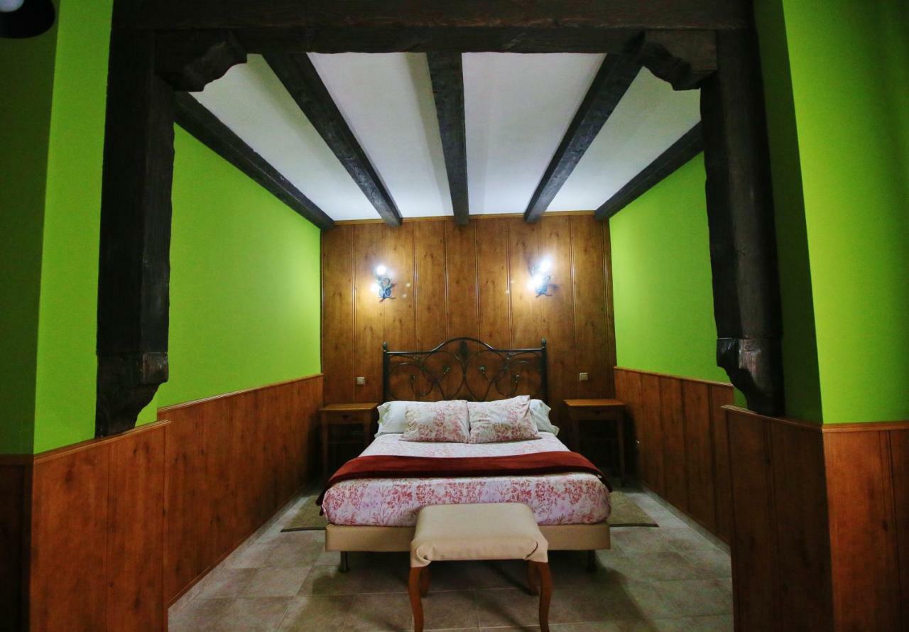 Posada Del Camino Real Torrelaguna Kültér fotó