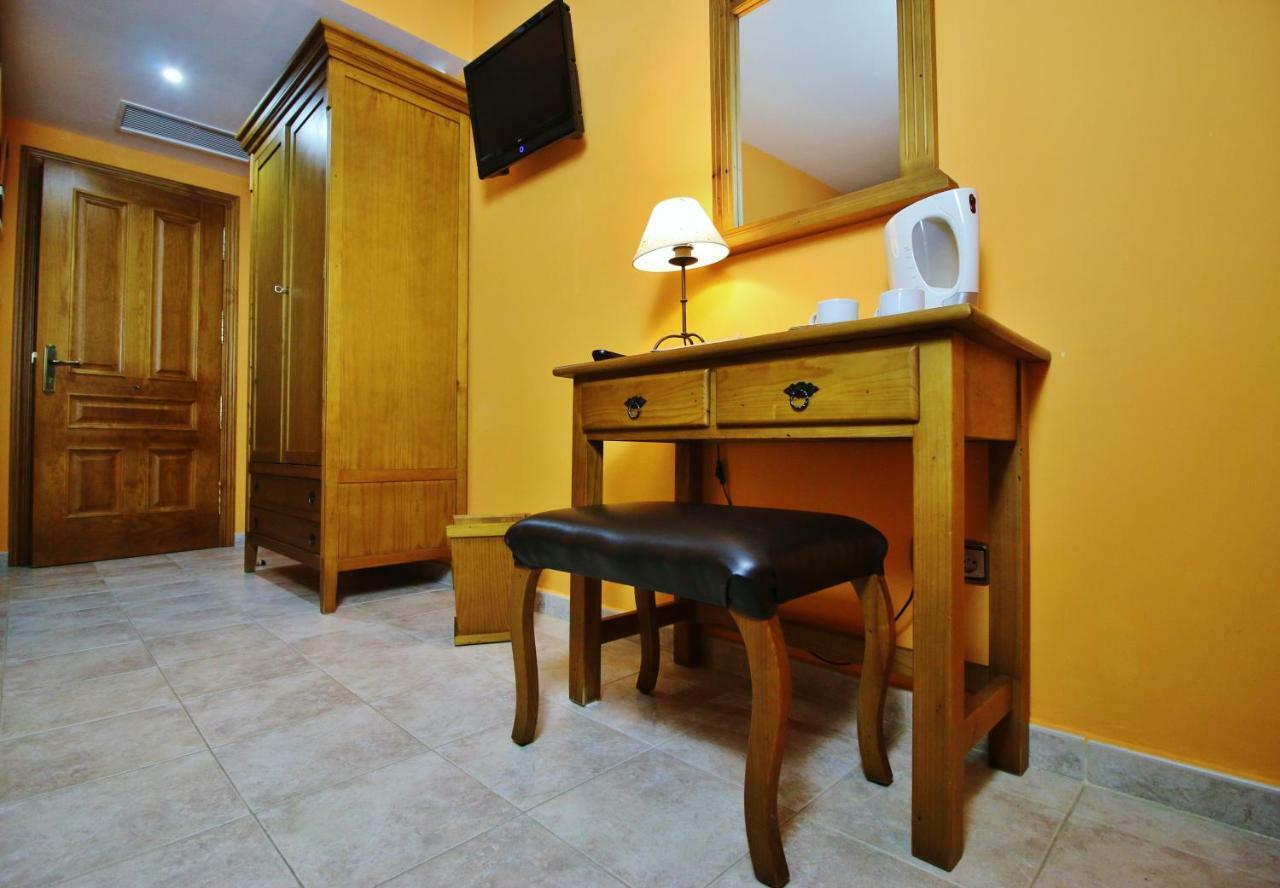 Posada Del Camino Real Torrelaguna Kültér fotó